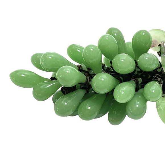 Vintage 1950s Peking Art Glass Chinese Jade Grape Cluster with Leaves Green Rare - Picture 5 of 9